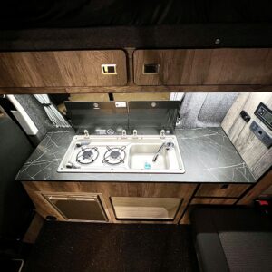 Overview of the sink and hob